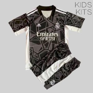 Real Madrid 2022/23 Goalkeeper Kids Kit