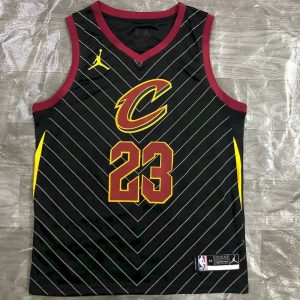 LeBron James Men's Black Swingman Team Jersey - Statement Edition