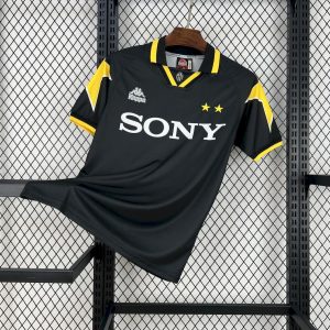 Juventus 1996/97 Third Retro Jersey