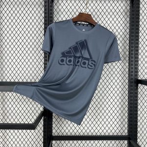 Adidas 1039 深灰色 T-shirt